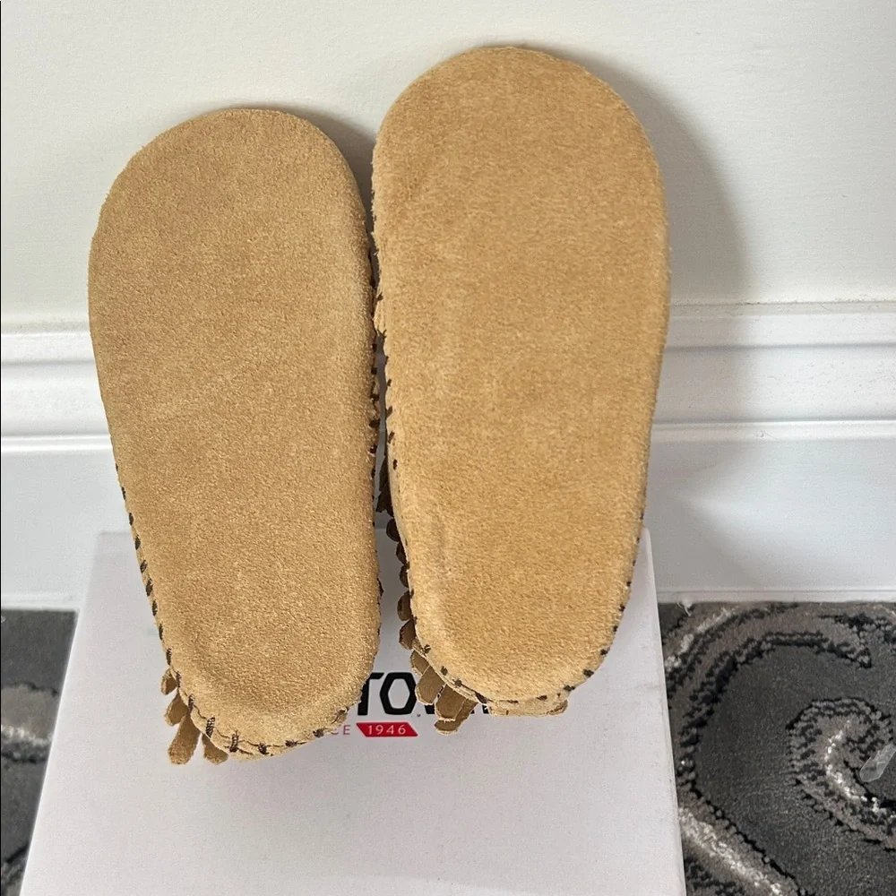 Minnetonka Kids Suede Fringe Moccasins - Light Tan